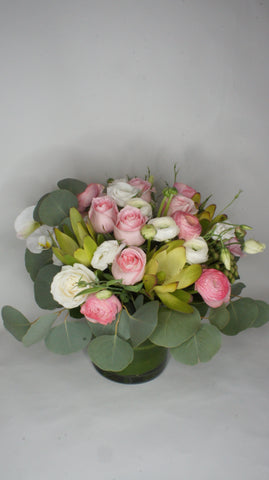 Pink & White Elegance