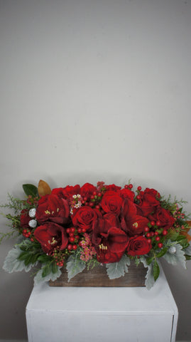 Christmas Joyful Centerpiece
