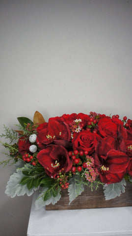 Christmas Joyful Centerpiece